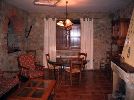 Casa Rural Virgen De La Cabeza Pension Valencia de Alcántara Kamer foto